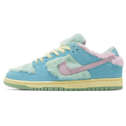 Verdy x Nike Dunk SB Low 'Visty' — UK 3 | EU 35.5 | US 3.5 — Front View