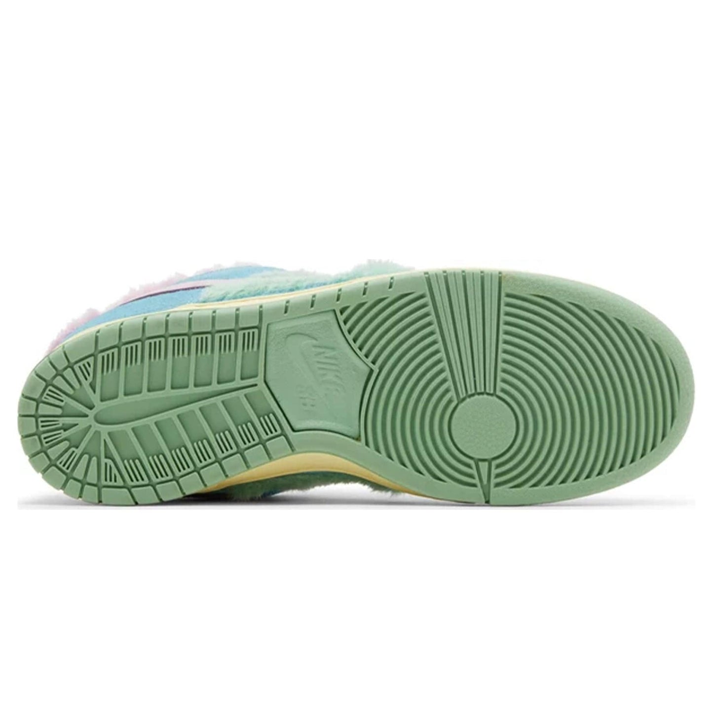 Verdy x Nike Dunk SB Low 'Visty' — UK 3 | EU 35.5 | US 3.5 — Detail View