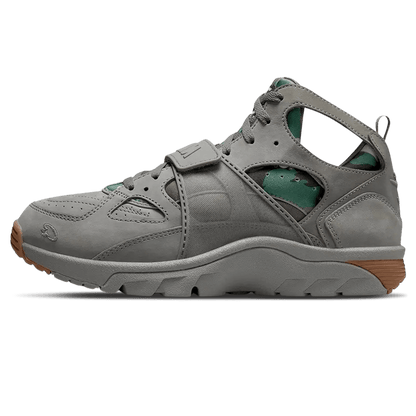 Corteiz x Nike Air Trainer Huarache 'Flat Pewter' — UK 3 | EU 35.5 | US 3.5 — Front View