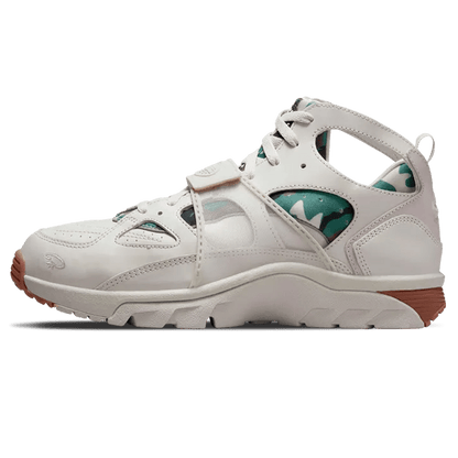 Corteiz x Nike Air Trainer Huarache 'Light Bone' — UK 3 | EU 35.5 | US 3.5 — Front View
