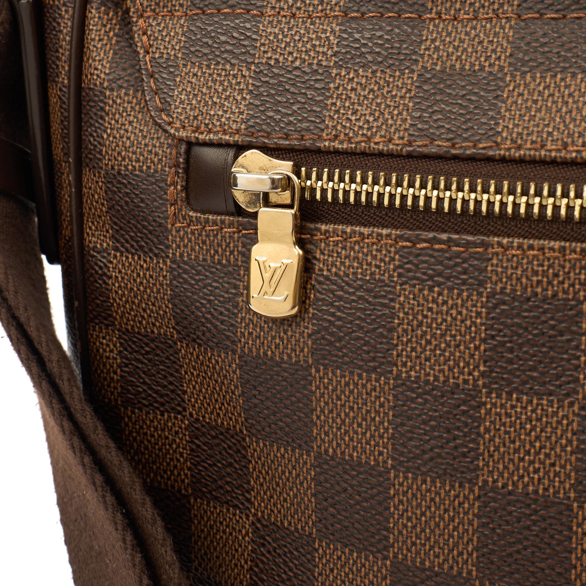 Louis Vuitton Cross Body District GM in Damier, Canvas — Lifestyle View