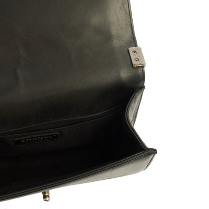 Chanel Shoulder Bag Boy - Medium in Black, Calfskin Leather — Alternate View 11