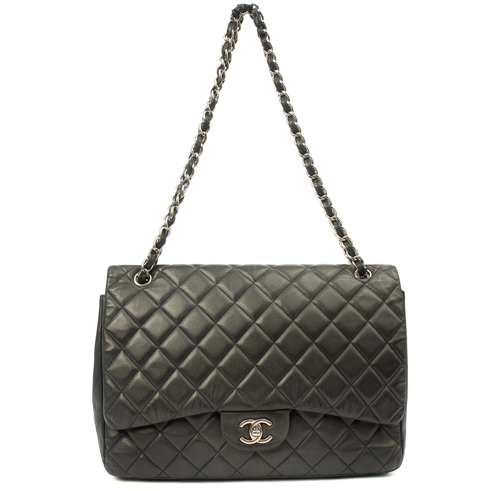 Chanel Shoulder Bag Classic Single Flap - Maxi in Black, Lambskin Leather — Detail View