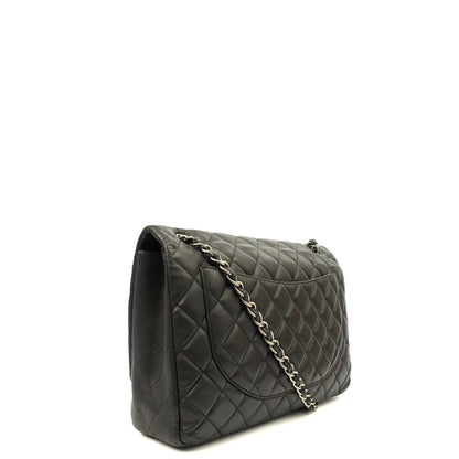Chanel Shoulder Bag Classic Single Flap - Maxi in Black, Lambskin Leather — Side View