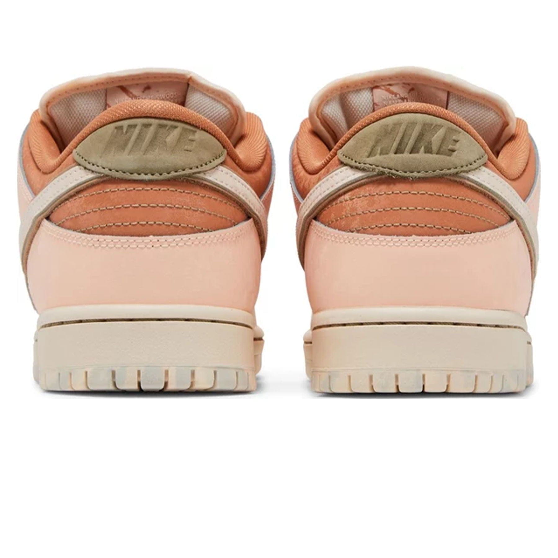 Nike Dunk SB Low 'Trocadéro Gardens' — UK 3 | EU 35.5 | US 3.5 — Back View