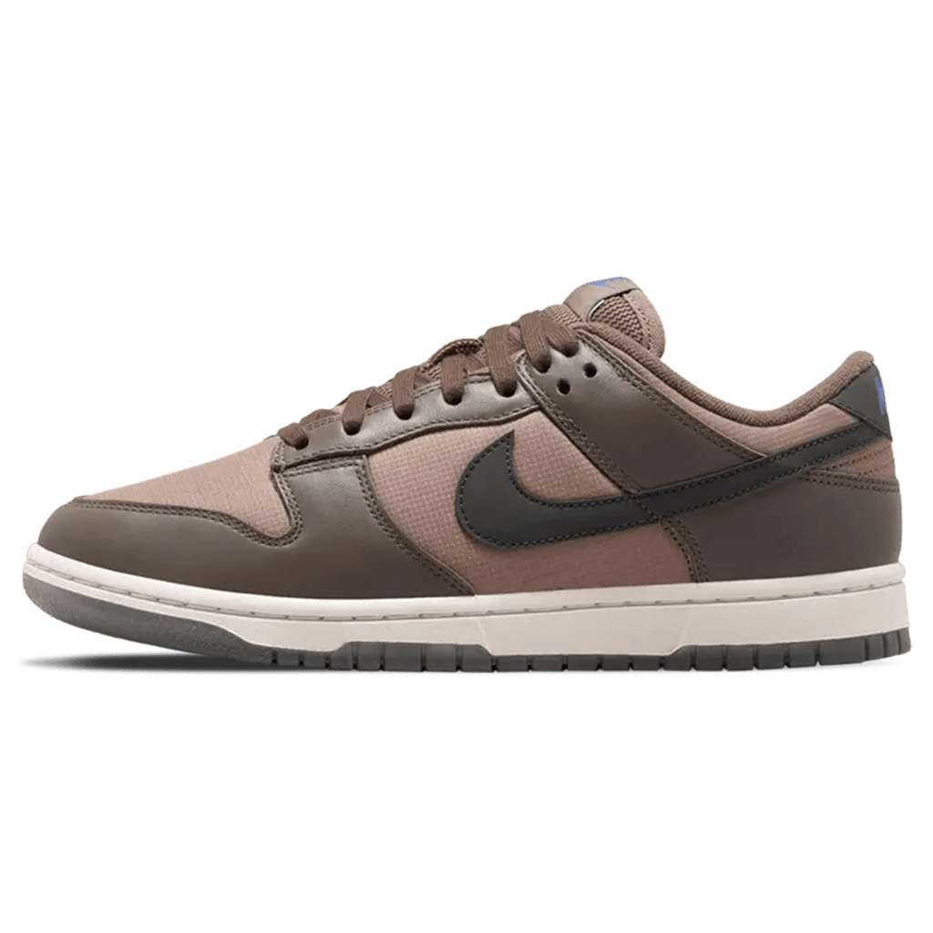 Nike Dunk Low Wmns 'Mink Brown' — UK 2.5 | EU 35.5 | US 5 — Front View