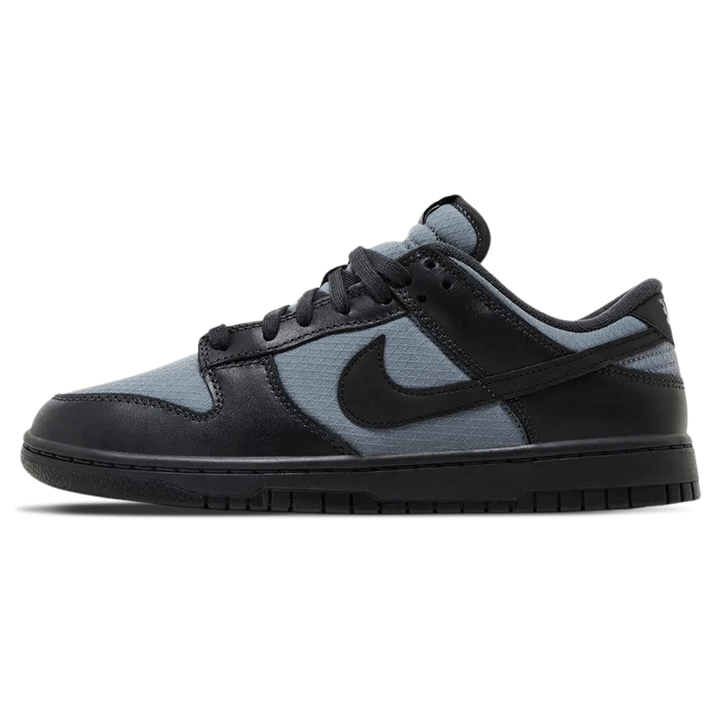 Nike Dunk Low SE 'Off Noir Smoke Grey' — UK 3 | EU 35.5 | US 3.5 — Front View