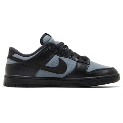 Nike Dunk Low SE 'Off Noir Smoke Grey' — UK 3 | EU 35.5 | US 3.5 — Side View