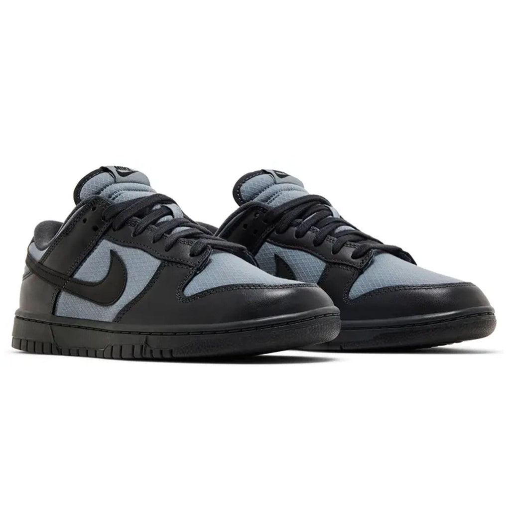 Nike Dunk Low SE 'Off Noir Smoke Grey' — UK 3 | EU 35.5 | US 3.5 — Back View