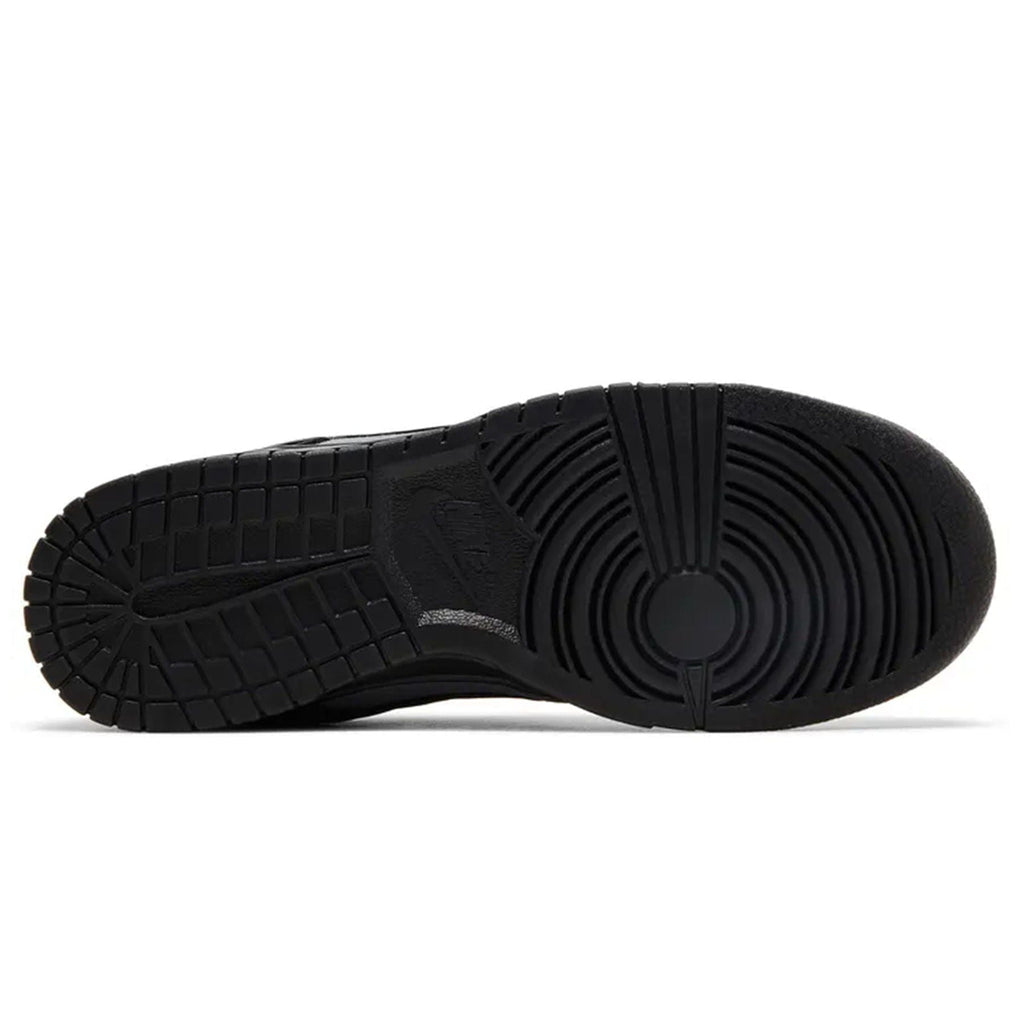 Nike Dunk Low SE 'Off Noir Smoke Grey' — UK 3 | EU 35.5 | US 3.5 — Detail View