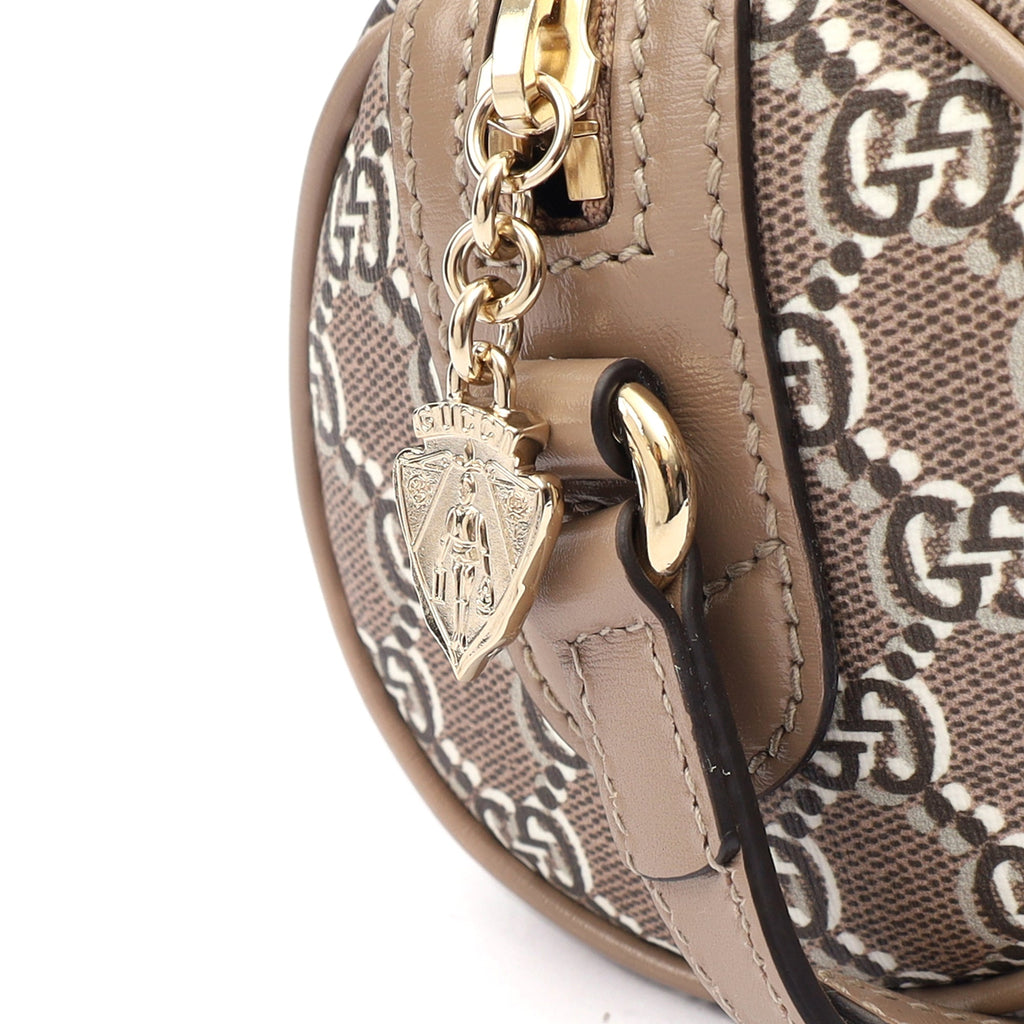 Gucci Cross Body Shoulder Bag in GG Supreme, Leather — Lifestyle View