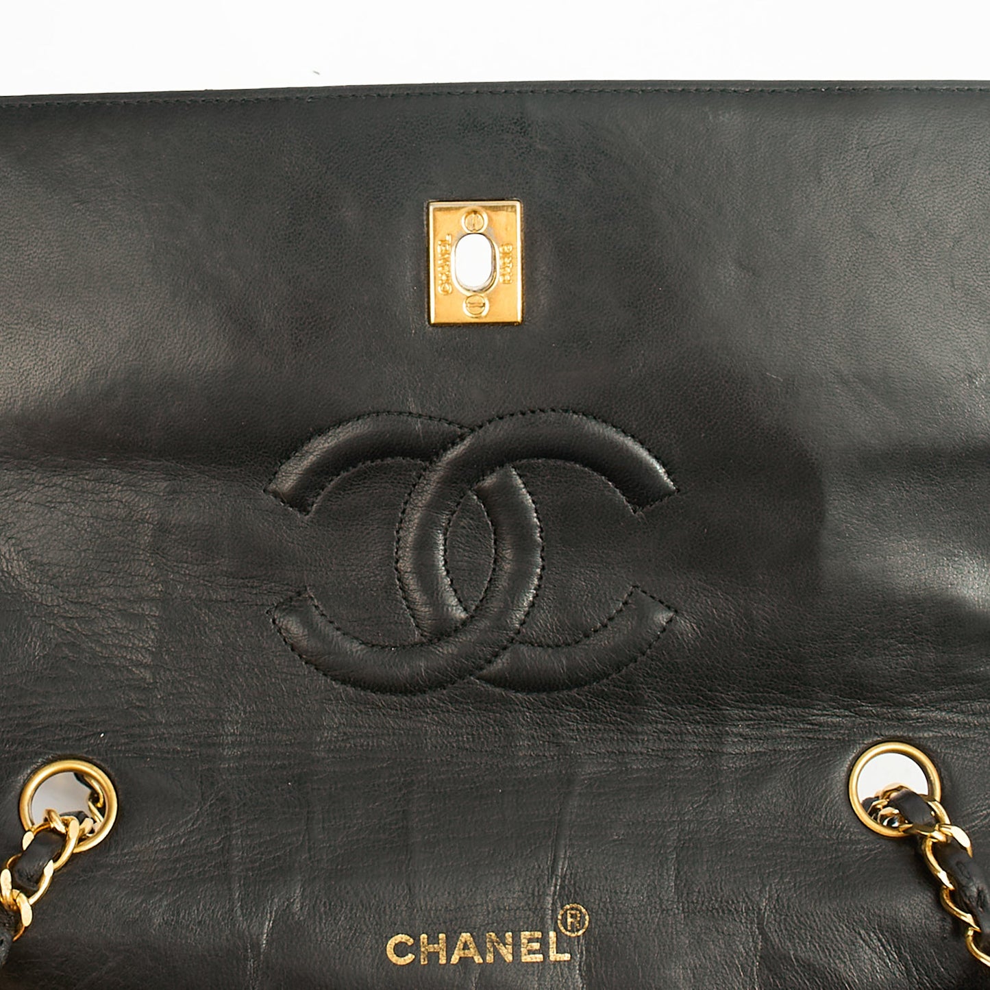 Chanel Shoulder Bag Vintage Flap Bag  in Black, Lambskin Leather — Alternate View 9