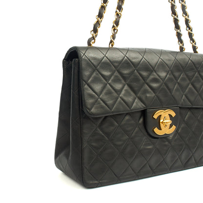 Chanel Shoulder Bag Maxi Jumbo XL in Black, Lambskin Leather — Alternate View 7