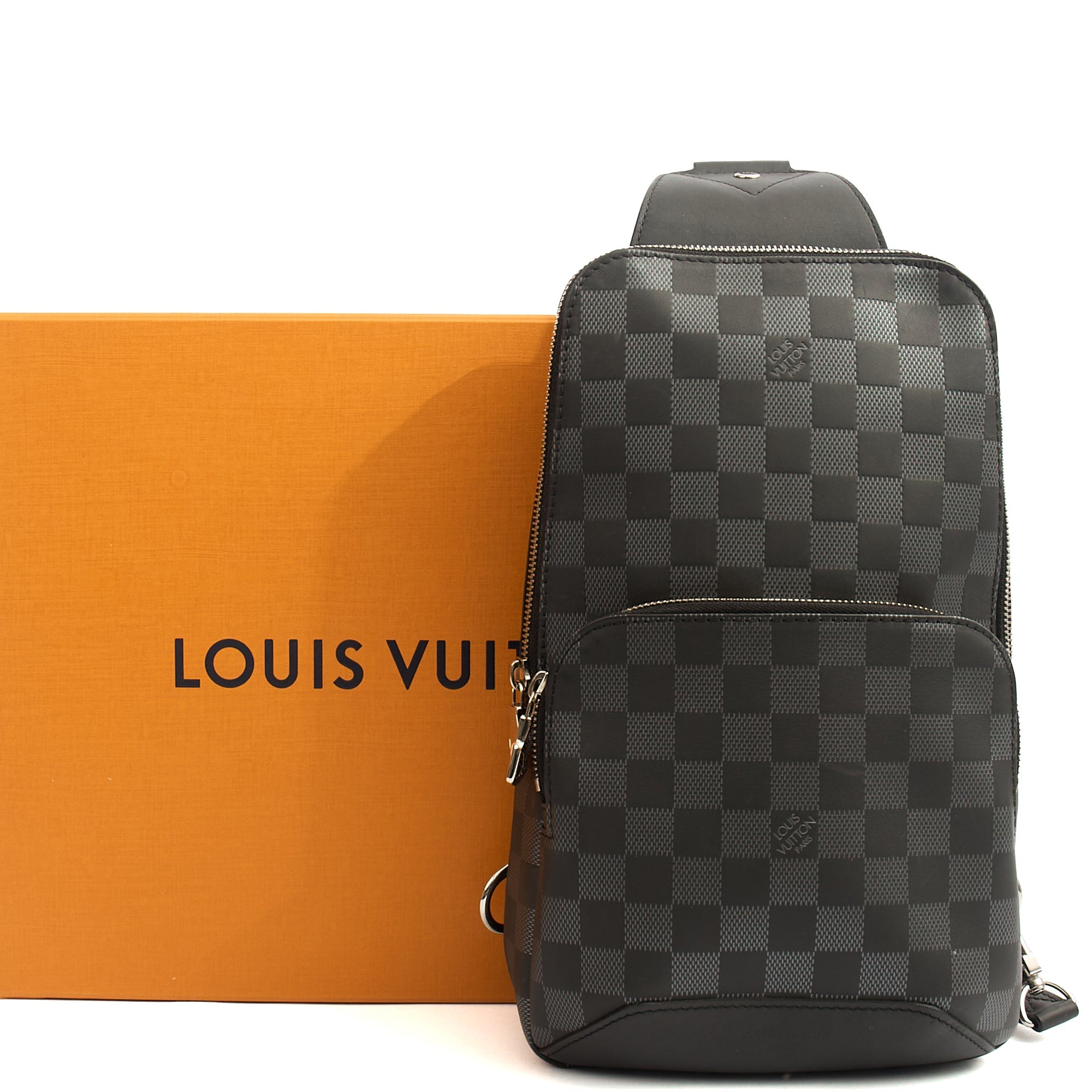 Louis Vuitton Cross Body Avenue Sling bag in Damier Graphite, Canvas — Lifestyle View