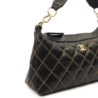 Chanel Shoulder Bag Shoulder Bag in Black, Lambskin Leather — Alternate View 17