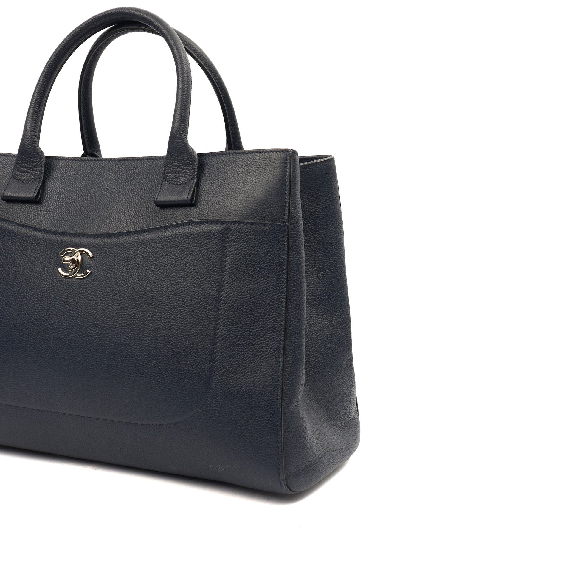 Chanel Tote Executive Shopper Tote in Blue, Calfskin Leather — Alternate View 15