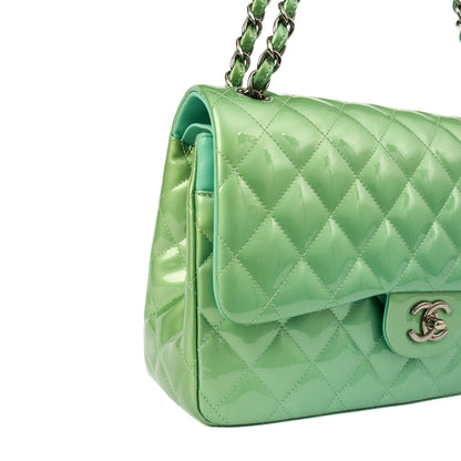 Chanel Shoulder Bag Classic Double Flap - Large in Green, Patent Leather — Alternate View 32