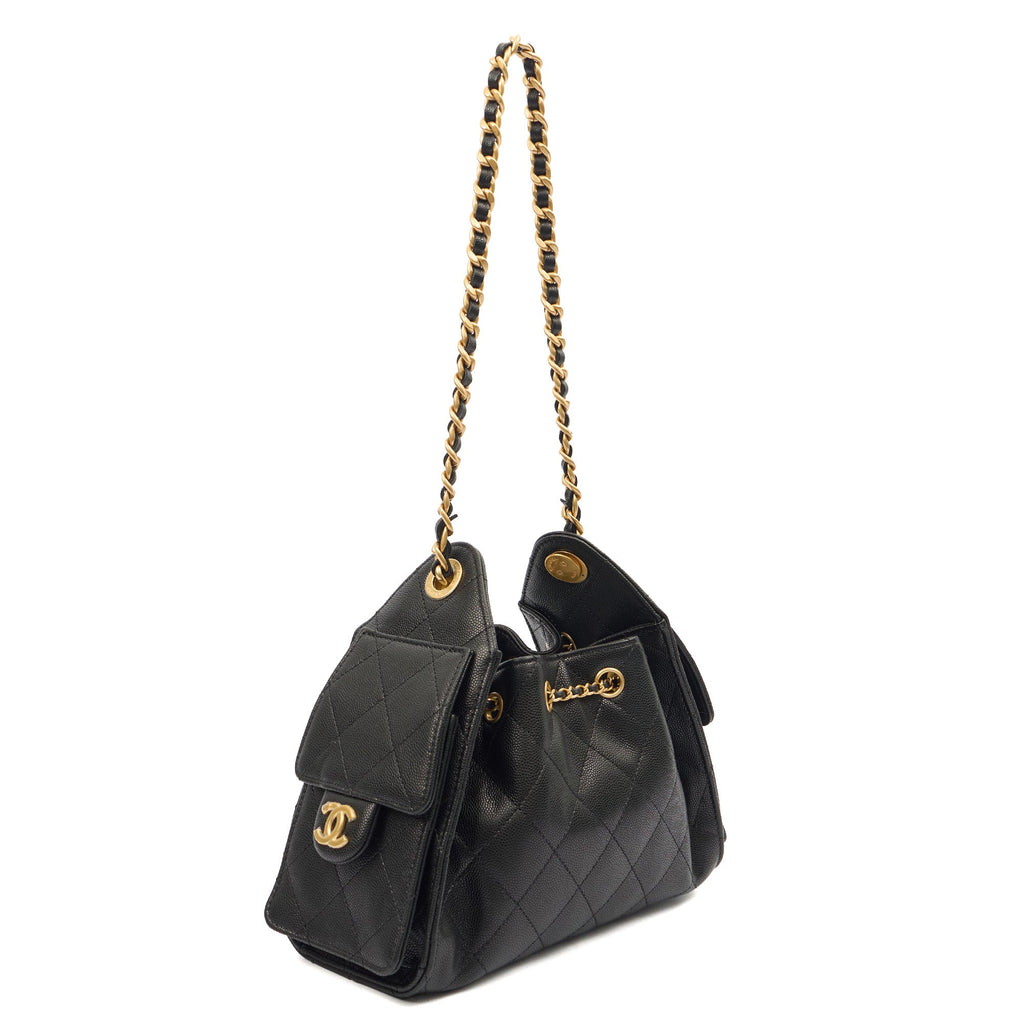 Chanel Shoulder Bag Chanel 25 in Black, Calfskin Leather — Side View