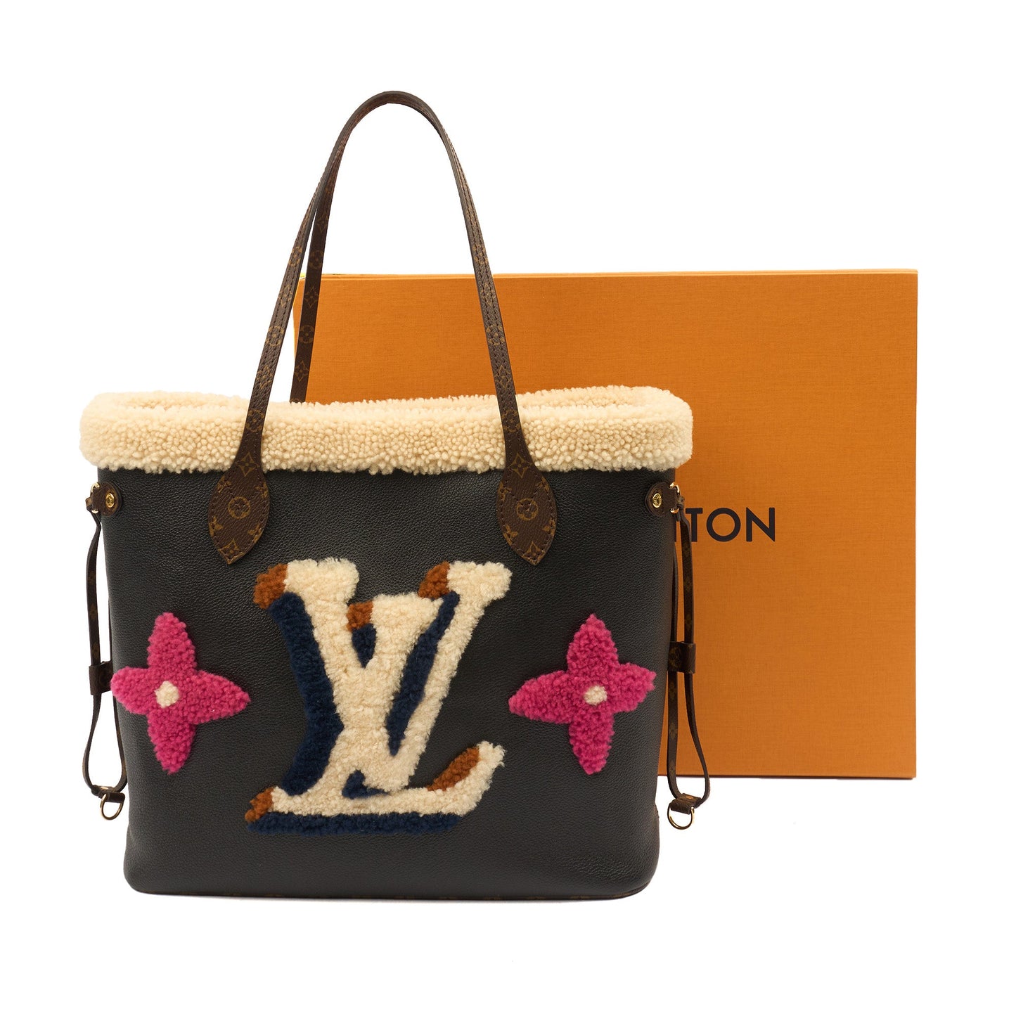 Louis Vuitton Tote Neverfull MM in Black, Leather — Side View