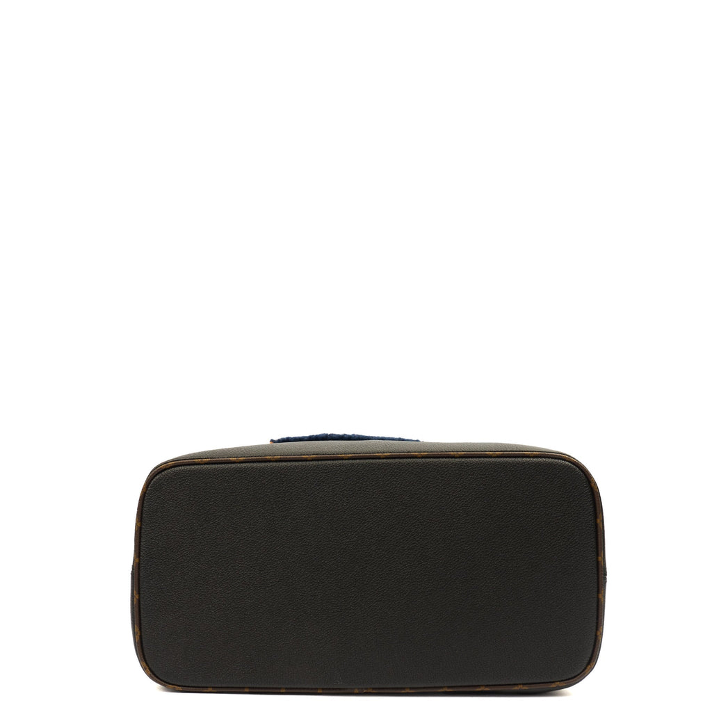 Louis Vuitton Tote Neverfull MM in Black, Leather — Detail View