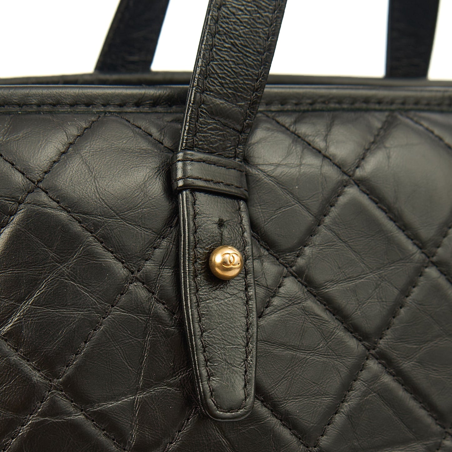 Chanel Shoulder Bag Gabrielle Hobo - Large in Black, Leather — Lifestyle View