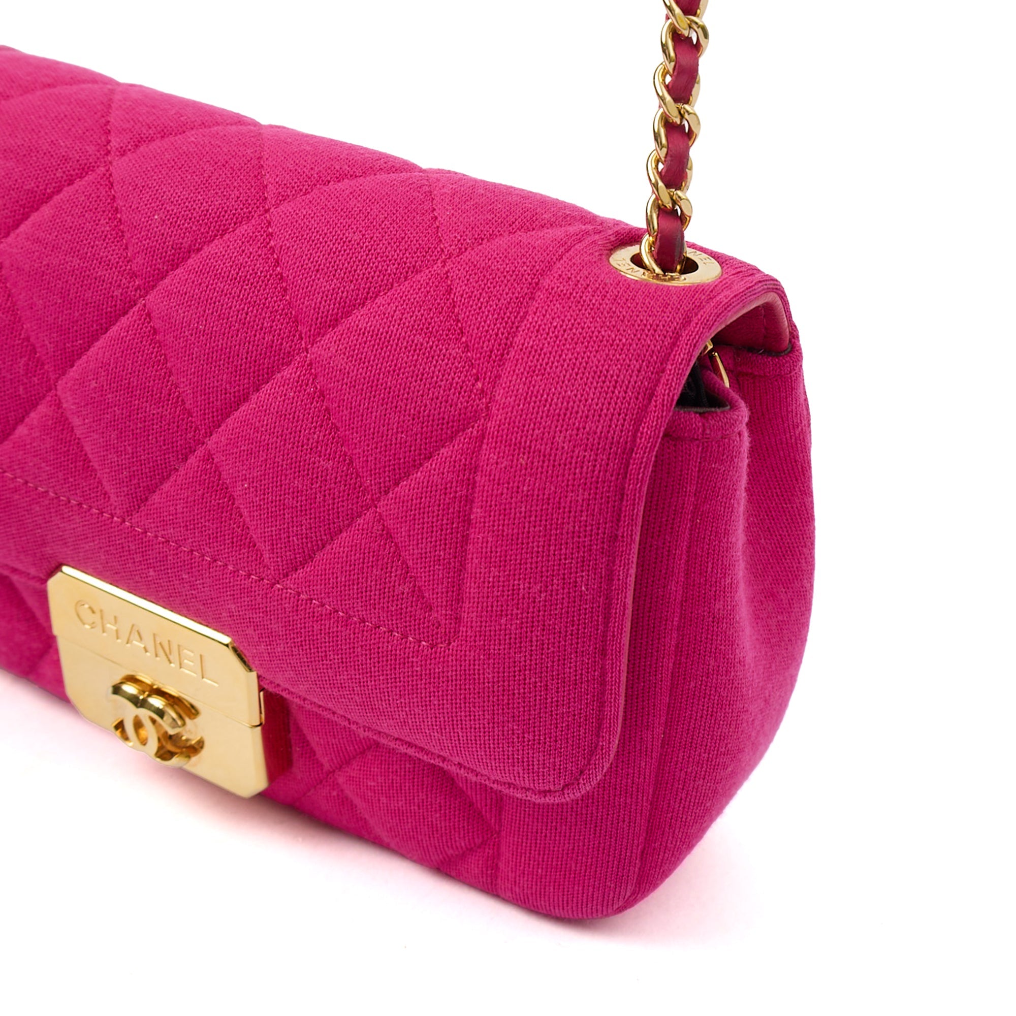 Chanel Shoulder Bag Chic With Me in Pink, Fabric — Alternate View 16