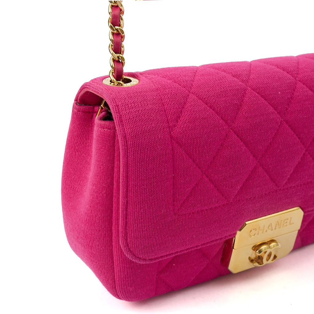 Chanel Shoulder Bag Chic With Me in Pink, Fabric — Alternate View 8