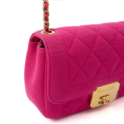 Chanel Shoulder Bag Chic With Me in Pink, Fabric — Alternate View 18