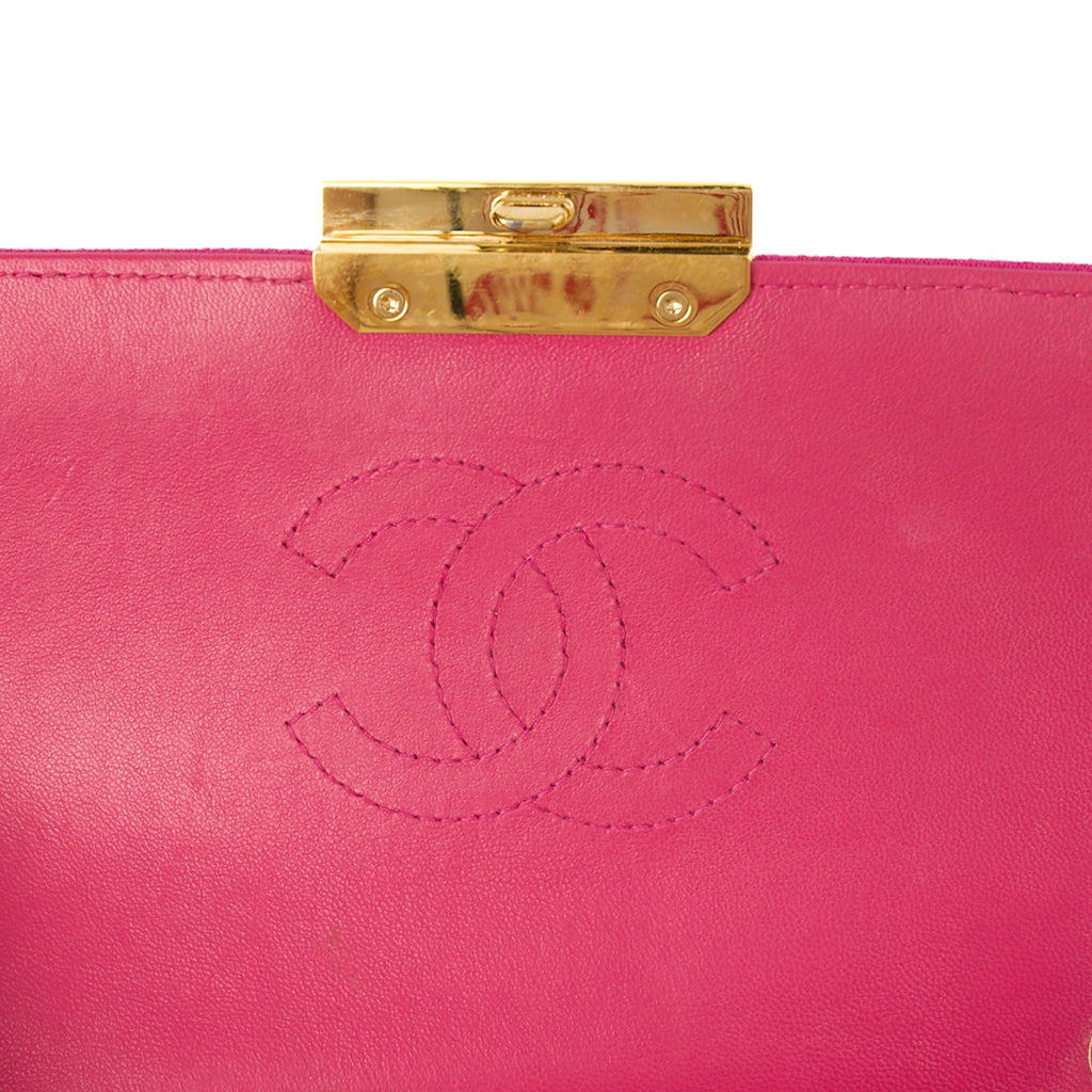 Chanel Shoulder Bag Chic With Me in Pink, Fabric — Alternate View 9