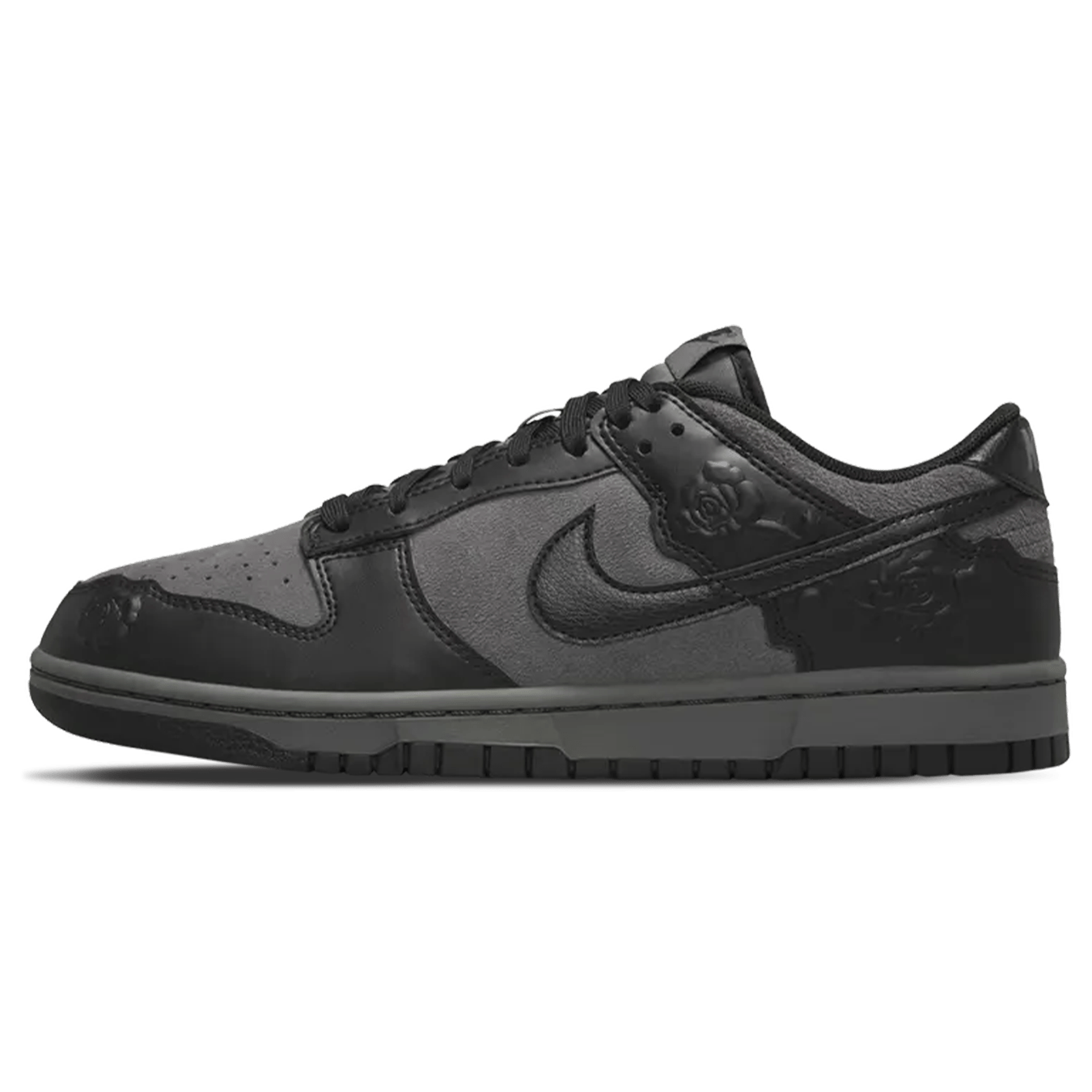 Nike Dunk Low 'Black Roses' — UK 3 | EU 35.5 | US 3.5 — Front View