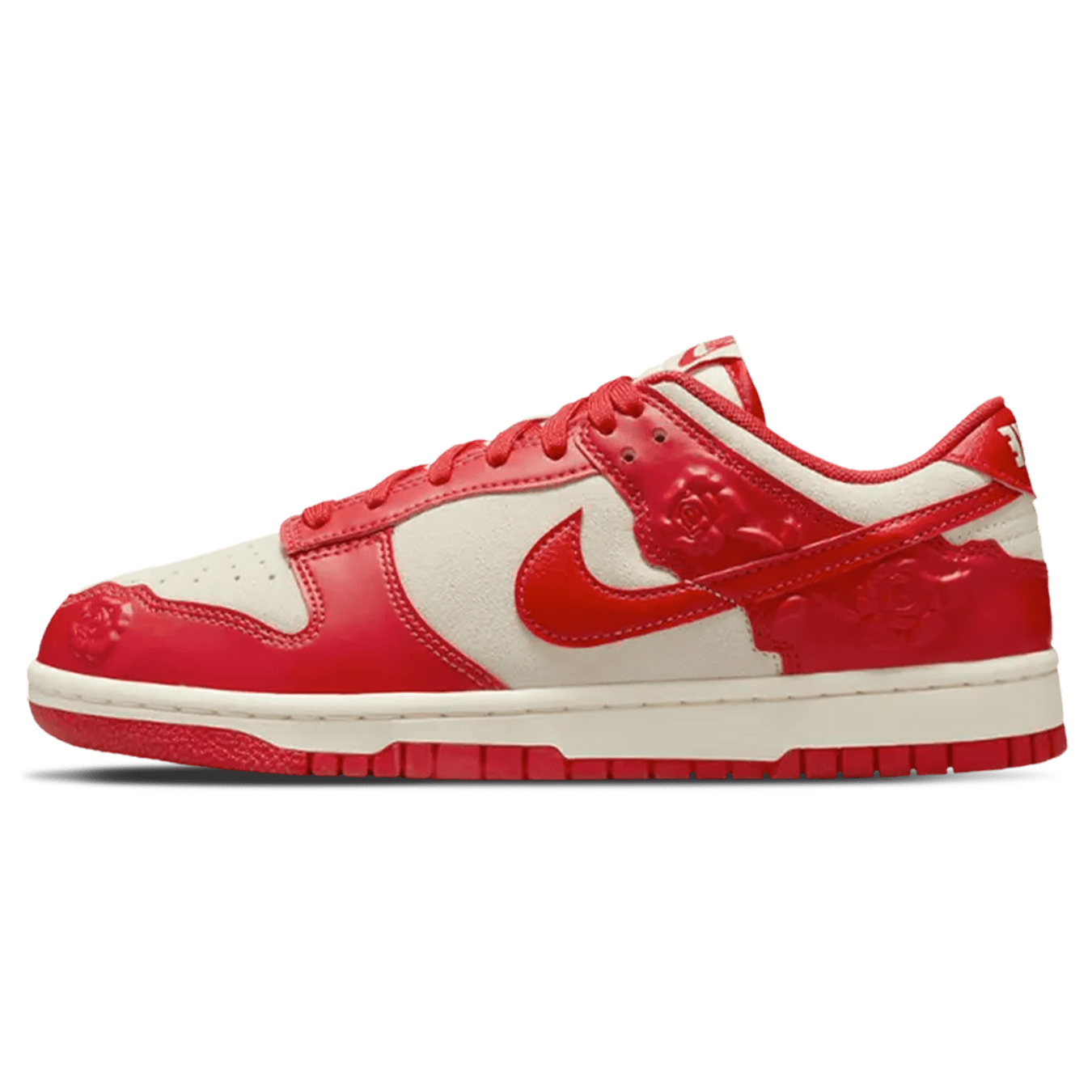 Nike Dunk Low Wmns 'Roses' — UK 2.5 | EU 35.5 | US 5 — Front View