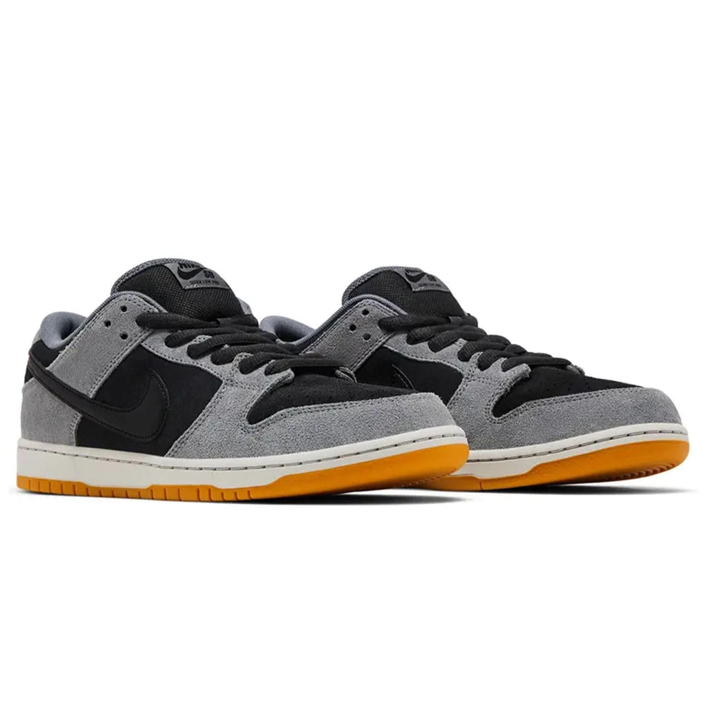 Nike Dunk Low SB 'Dark Smoke Grey' — UK 3 | EU 35.5 | US 3.5 — Top View