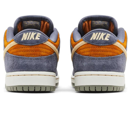 Nike Dunk Low SB 'Light Carbon Monarch' — UK 3 | EU 35.5 | US 3.5 — Back View