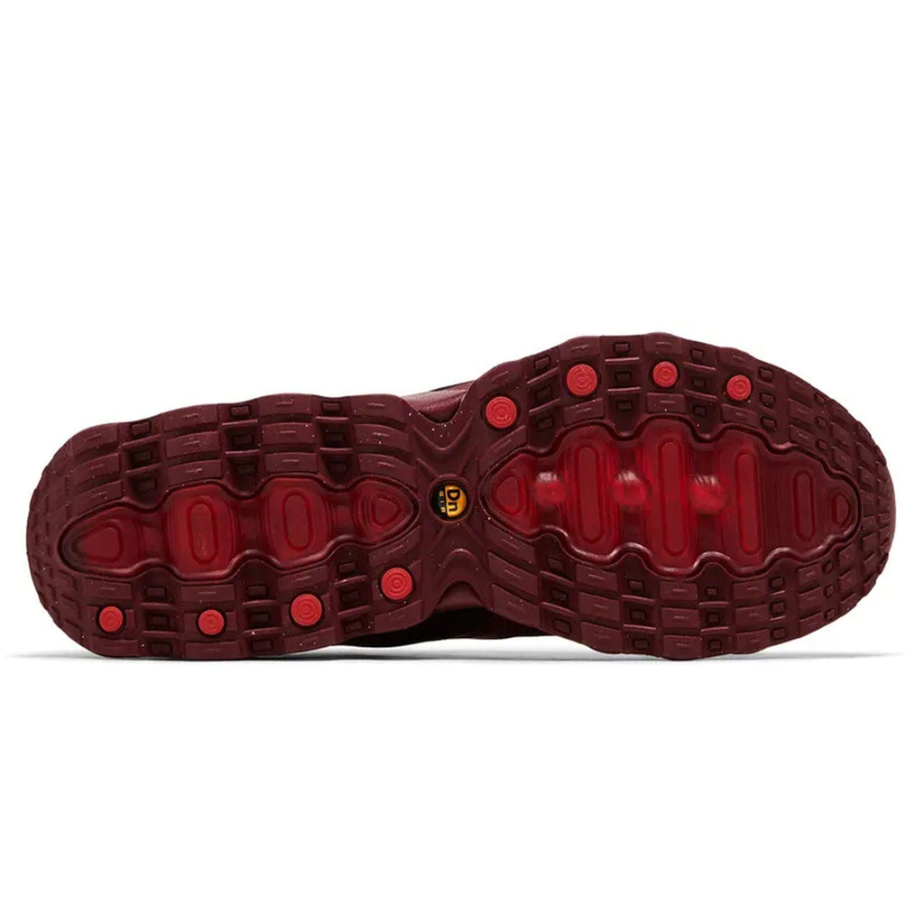 Nike Wmns Air Max DN8 'University Red' — UK 2.5 | EU 35.5 | US 5 — Detail View