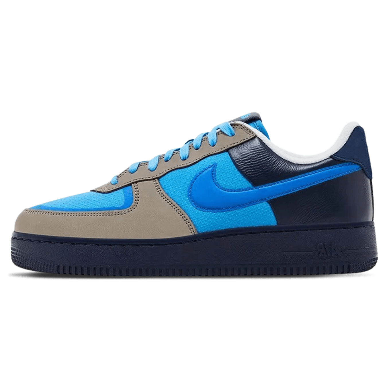 Stash x Air Force 1 Low SP '2024' — UK 3 | EU 35.5 | US 3.5 — Front View