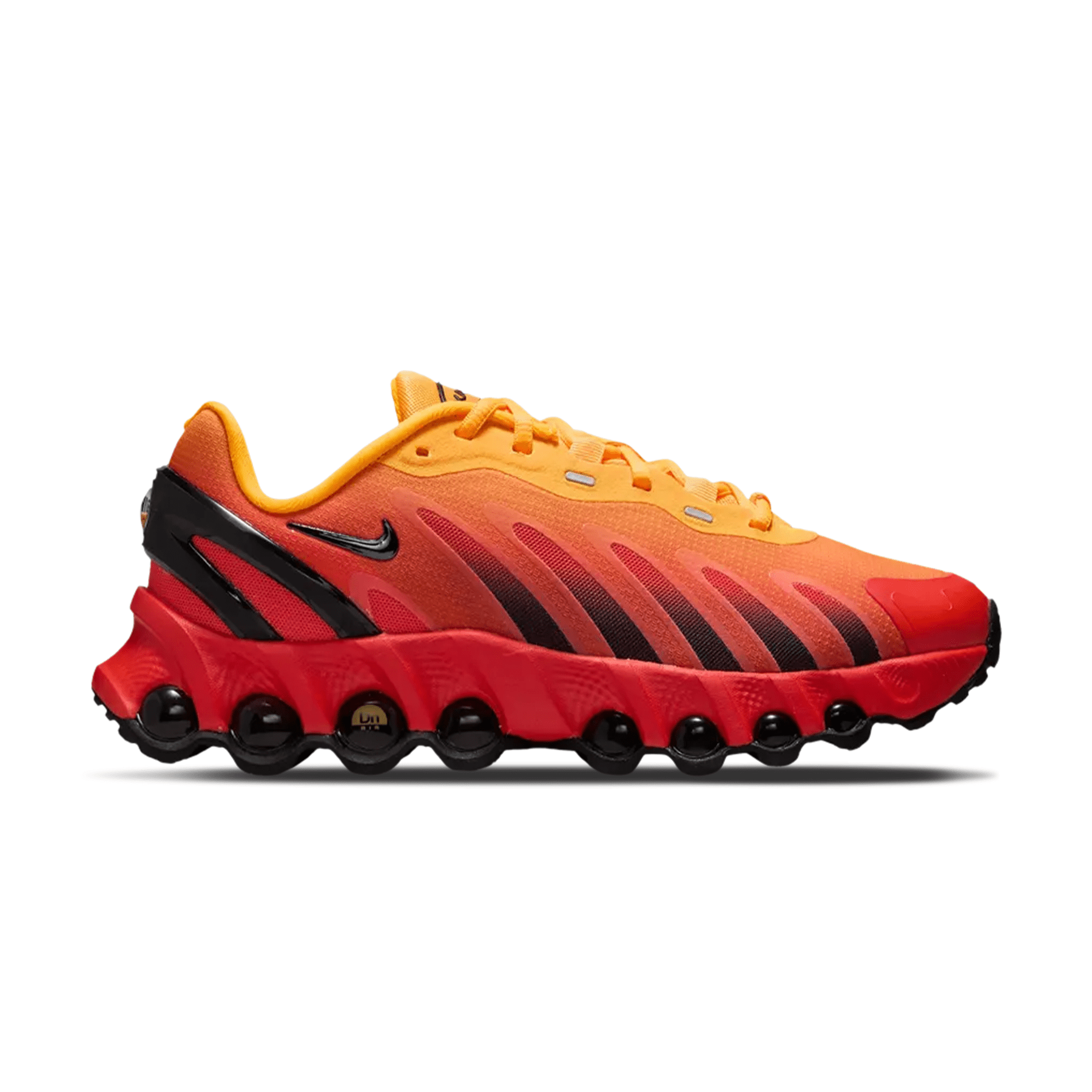 Nike Air Max DN8 GS 'Laser Orange' — UK 13.5 | EU 32 | US 1Y — Side View