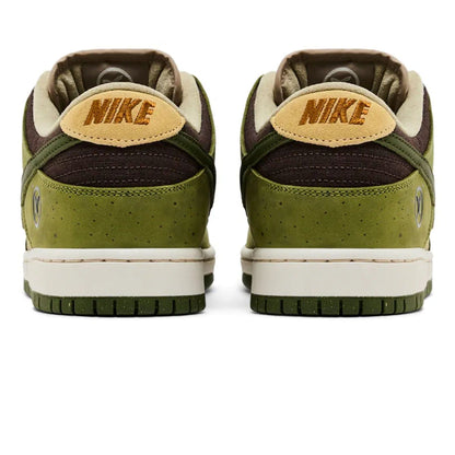 Nike Dunk Low SB x Yuto Horigome 'Matcha' — UK 3 | EU 35.5 | US 3.5 — Top View