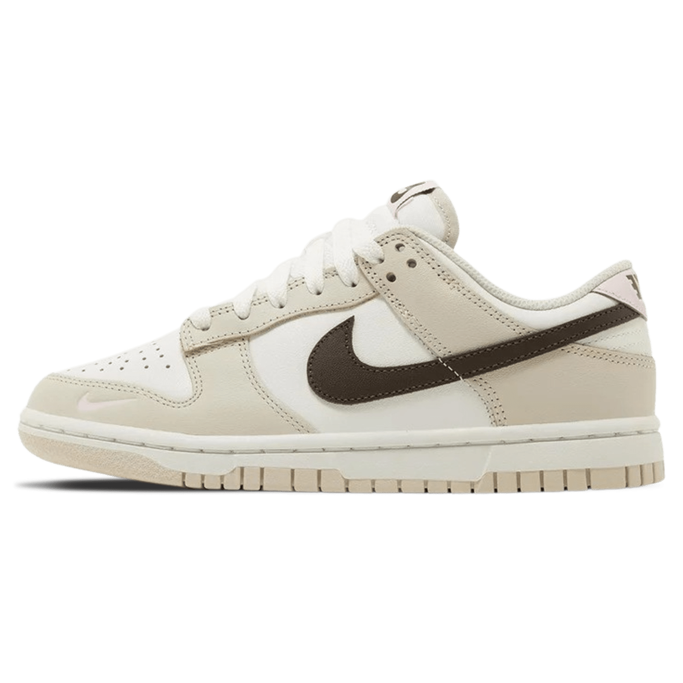 Nike Dunk Low Wmns 'Neapolitan' — UK 2.5 | EU 35.5 | US 5 — Front View