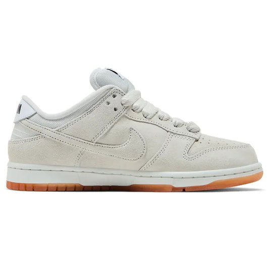 Nike Dunk Low Pro SB B 'Pale Ivory' — UK 3 | EU 35.5 | US 3.5 — Side View