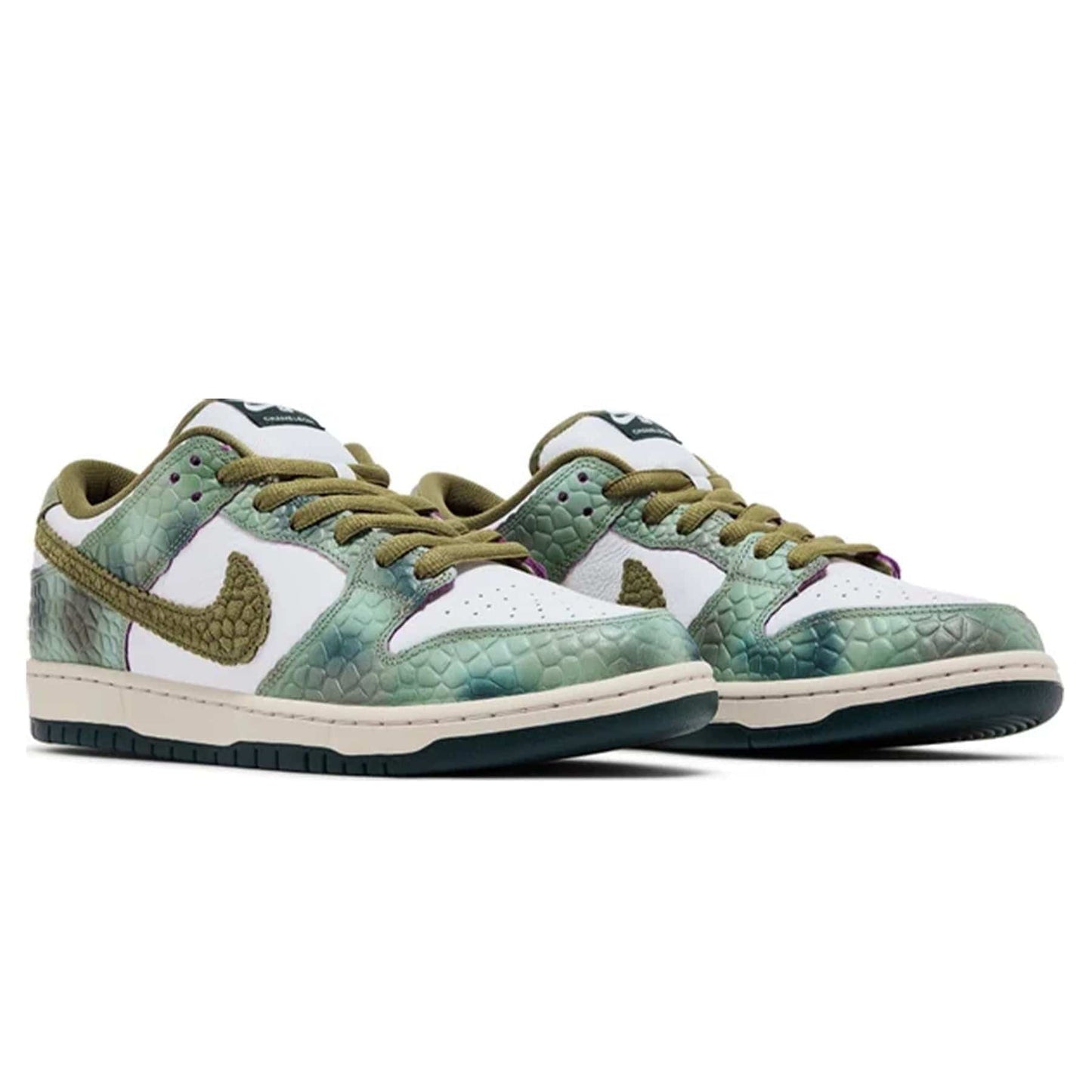 Alexis Sablone x Nike Dunk Low SB 'Chameleon' — UK 3 | EU 35.5 | US 3.5 — Back View