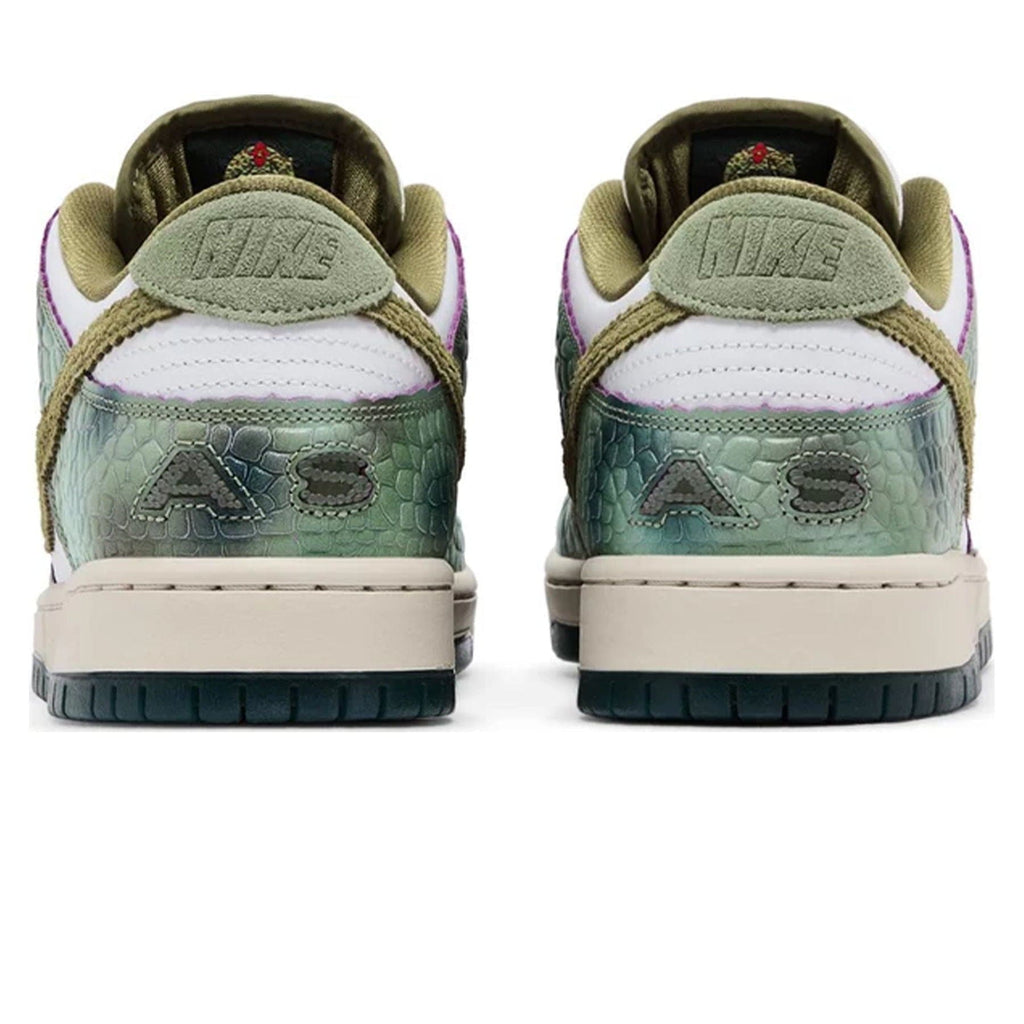Alexis Sablone x Nike Dunk Low SB 'Chameleon' — UK 3 | EU 35.5 | US 3.5 — Top View
