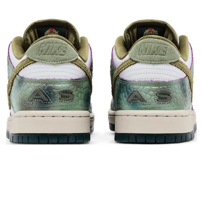Alexis Sablone x Nike Dunk Low SB 'Chameleon' — UK 3 | EU 35.5 | US 3.5 — Top View