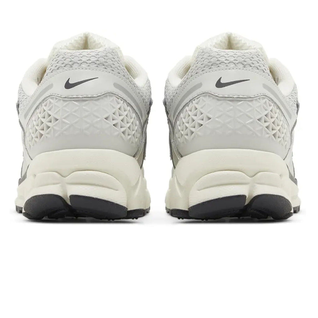 Nike Air Zoom Vomero 5 'Chrome' — UK 3 | EU 35.5 | US 3.5 — Top View
