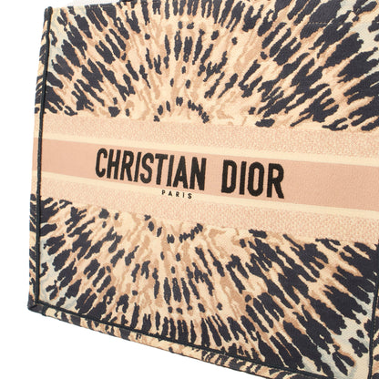 Christian Dior Tote Book Tote in Pink, Fabric — Detail View