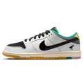 CSEF x Nike Dunk Low SB 'White Clear Emerald' — UK 3 | EU 35.5 | US 3.5 — Front View
