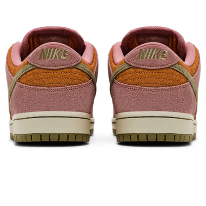 Nike Dunk Low SB 'Red Stardust' — UK 3 | EU 35.5 | US 3.5 — Detail View