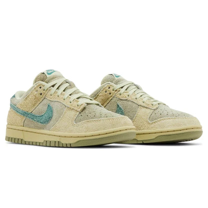 Nike Dunk Low Wmns 'Olive Aura' — UK 2.5 | EU 35.5 | US 5 — Detail View