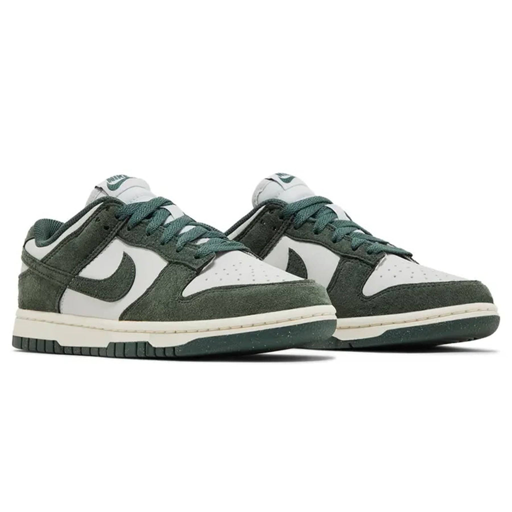Nike Dunk Low Next Nature Wmns 'Vintage Green' — UK 2.5 | EU 35.5 | US 5 — Back View