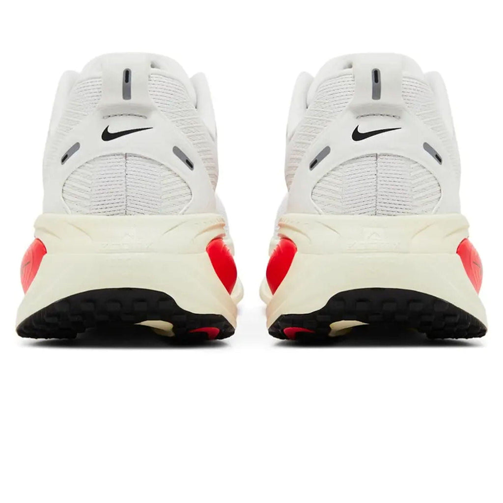 Nike Vomero 18 'Platinum Tint Siren Red' — UK 3 | EU 35.5 | US 3.5 — Top View