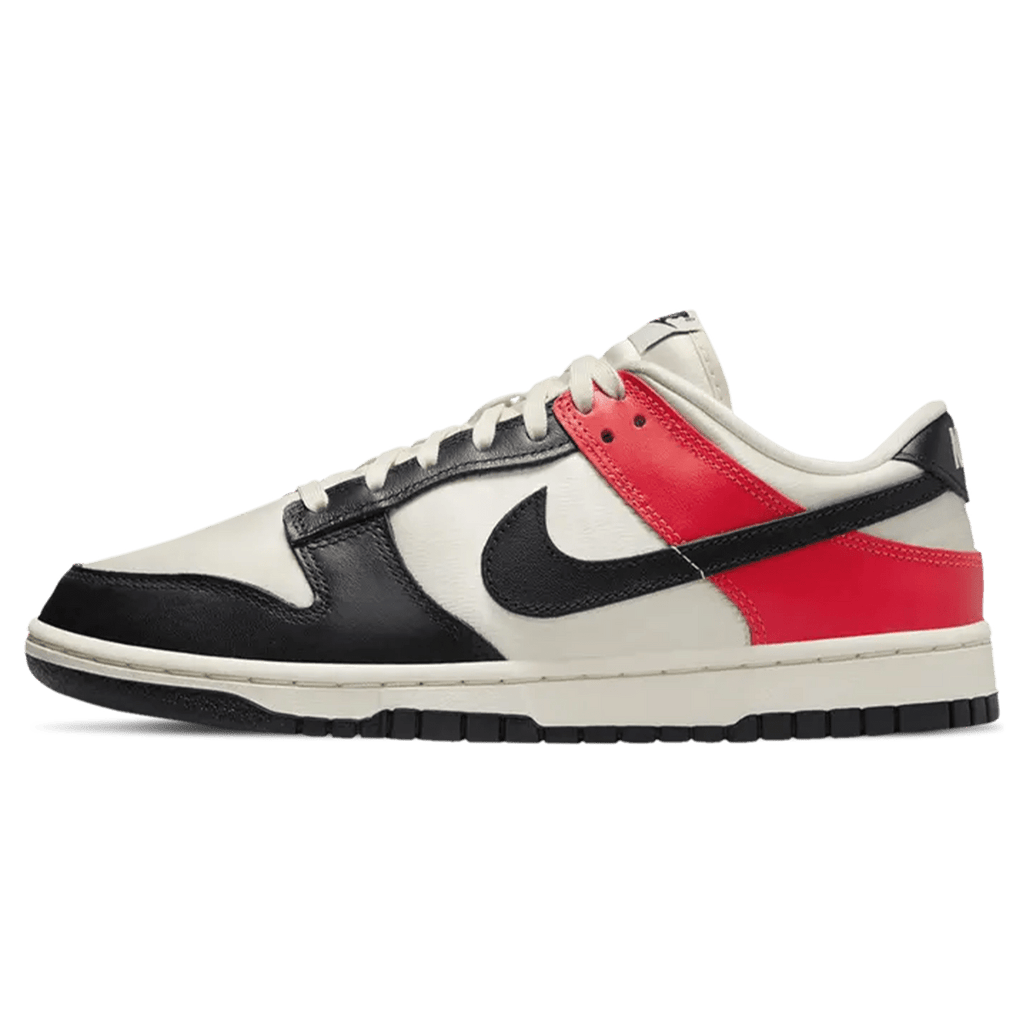 Nike Dunk Low SE Wmns 'Black Toe Bright Crimson' — UK 2.5 | EU 35.5 | US 5 — Front View